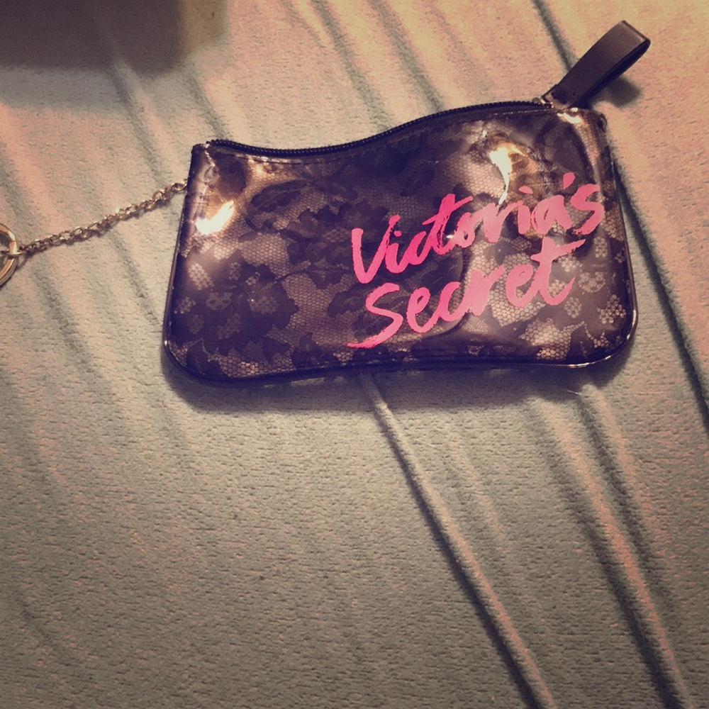 Wristlet